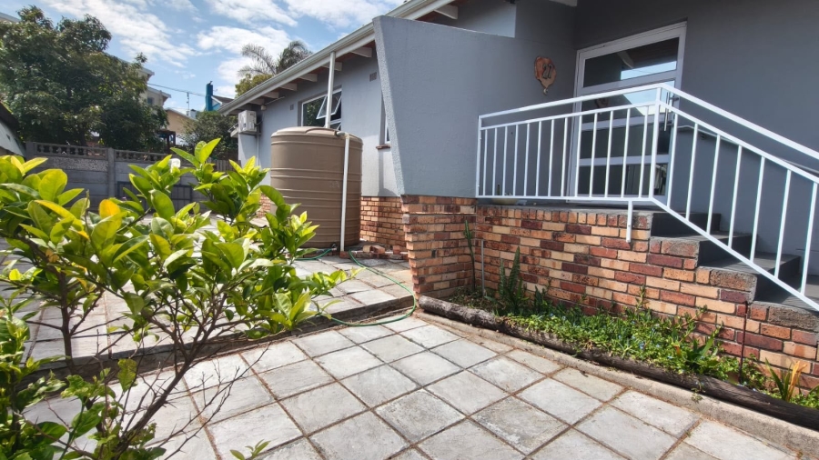 3 Bedroom Property for Sale in Avondale Western Cape